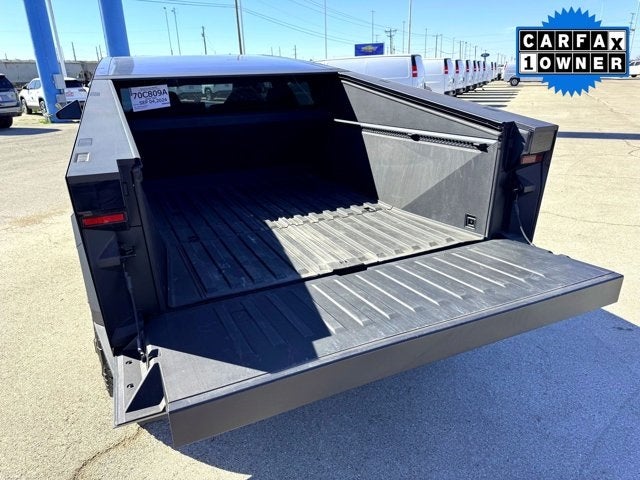 2024 Tesla Cybertruck Base