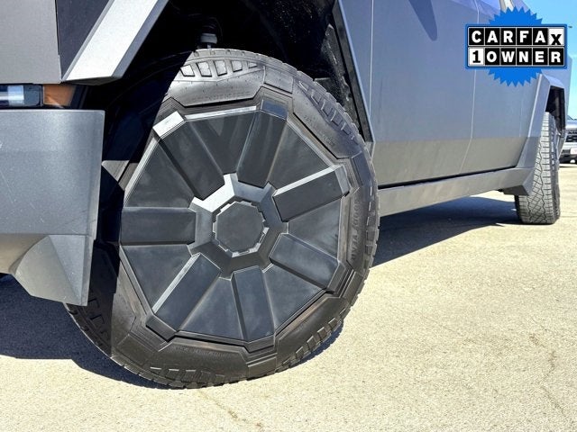 2024 Tesla Cybertruck Base