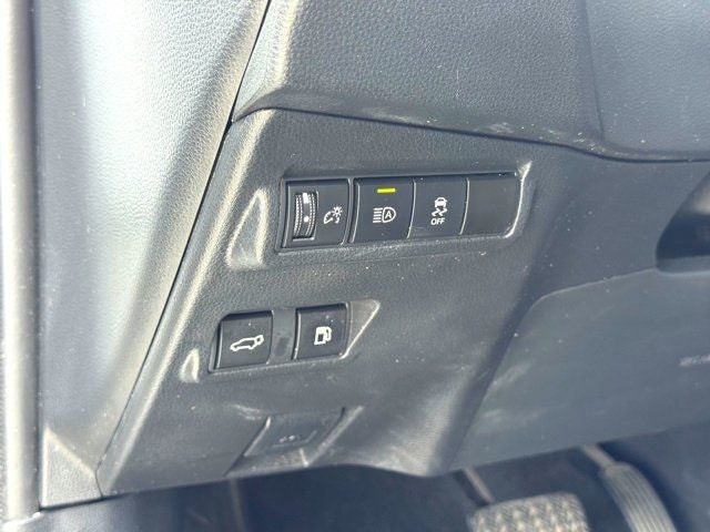 2023 Toyota Corolla Cross Hybrid XSE