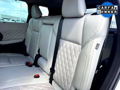 2023 Mitsubishi Outlander SEL