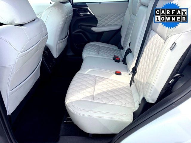 2023 Mitsubishi Outlander SEL