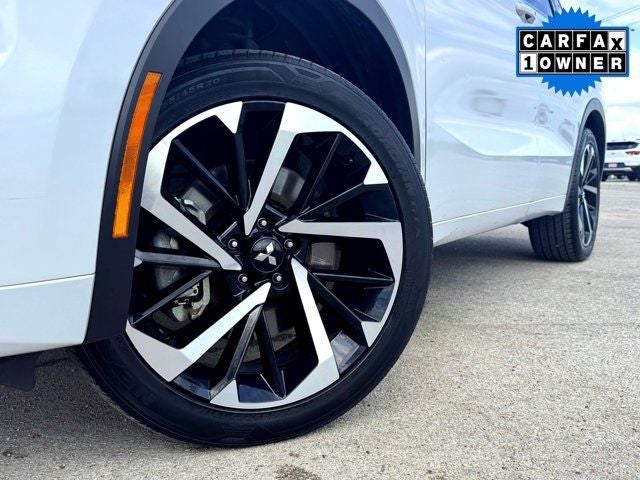 2023 Mitsubishi Outlander SEL