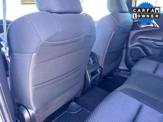 2022 Mitsubishi Outlander ES