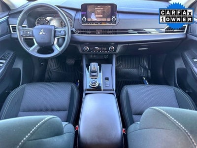 2022 Mitsubishi Outlander ES