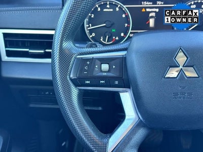 2022 Mitsubishi Outlander ES