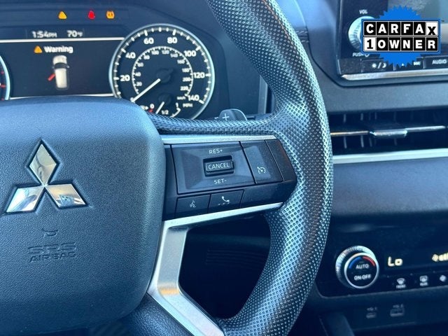 2022 Mitsubishi Outlander ES