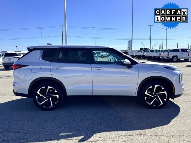 2022 Mitsubishi Outlander ES