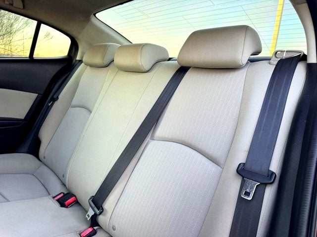 2015 Mazda Mazda3 i SV