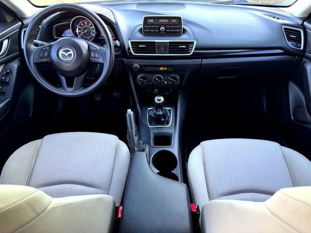 2015 Mazda Mazda3 i SV