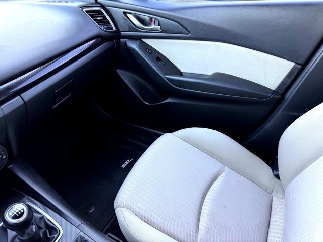 2015 Mazda Mazda3 i SV