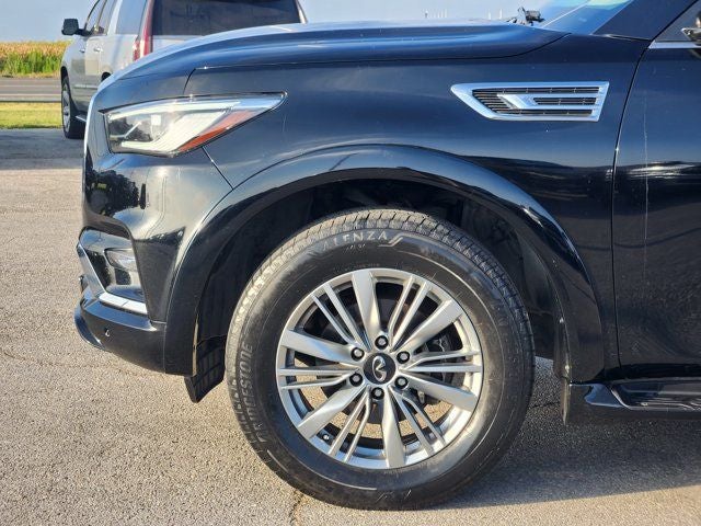 2021 INFINITI QX80 LUXE