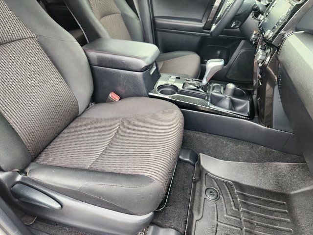2022 Toyota 4Runner TRD Off-Road