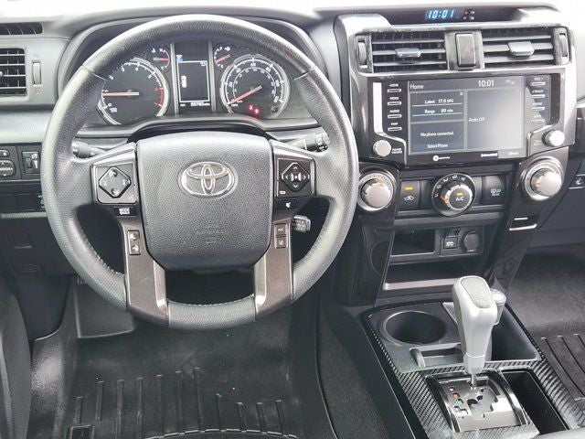 2022 Toyota 4Runner TRD Off-Road
