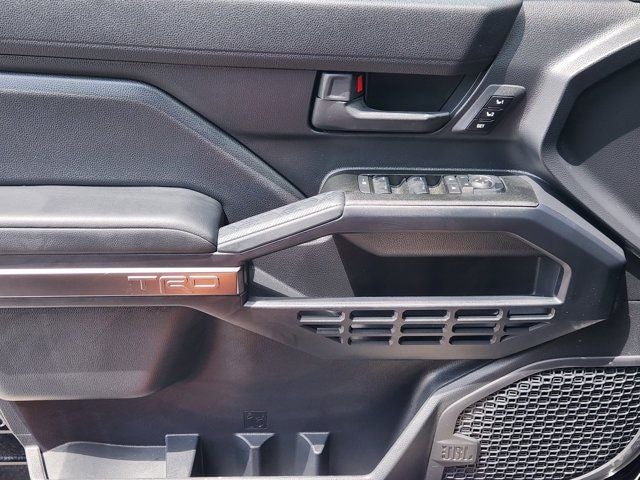 2025 Toyota 4Runner TRD Off-Road Premium