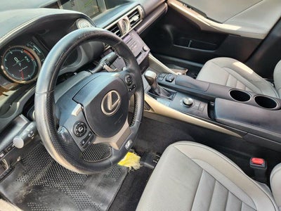 2016 Lexus IS 200t