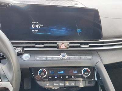 2025 Hyundai Elantra SEL Convenience