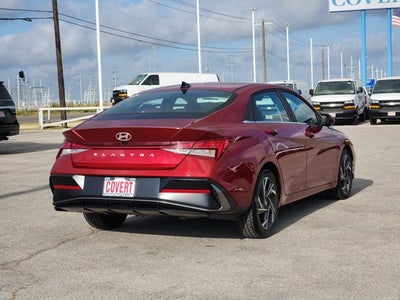 2025 Hyundai Elantra SEL Convenience