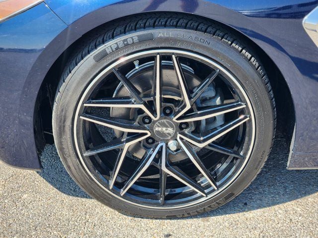 2020 Genesis G70 2.0T