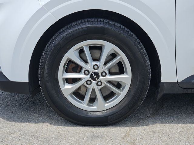 2022 Kia Carnival LX