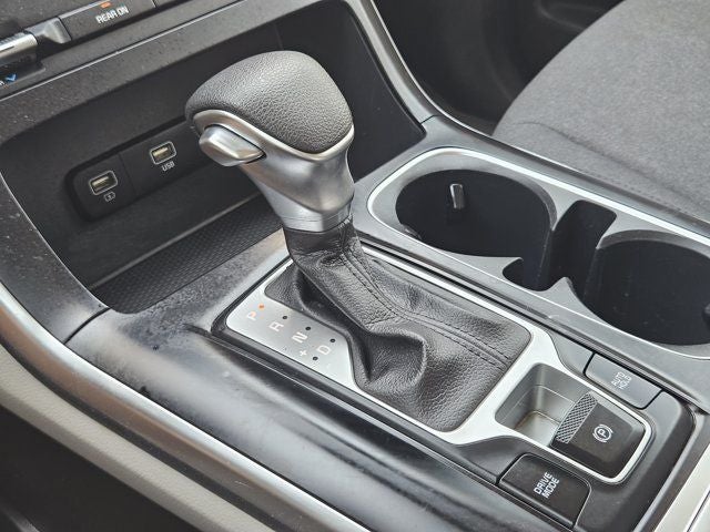2022 Kia Carnival LX