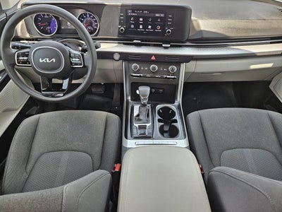 2022 Kia Carnival LX