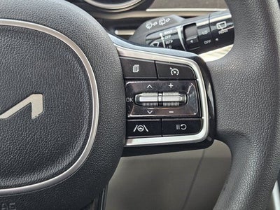 2022 Kia Carnival LX