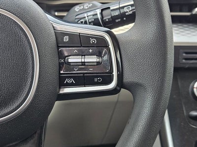 2022 Kia Carnival LX