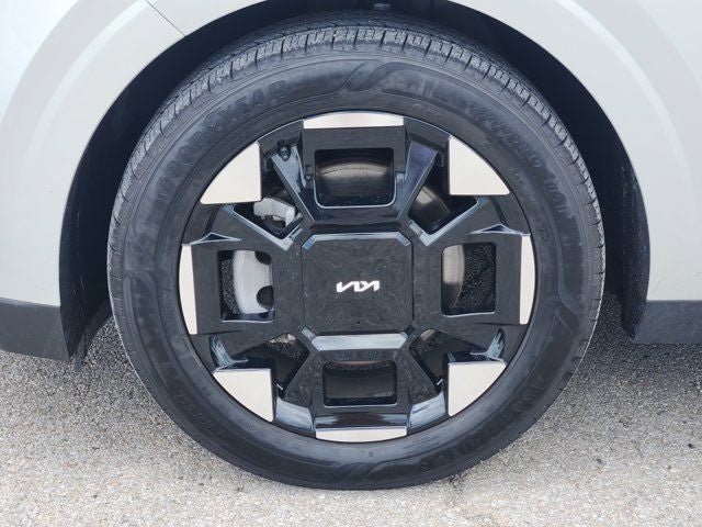 2025 Kia Carnival SX