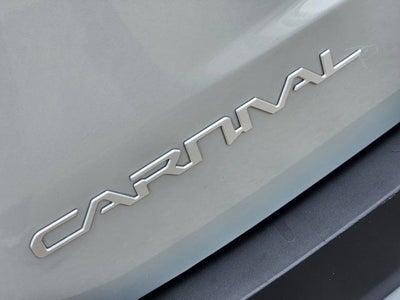 2025 Kia Carnival SX