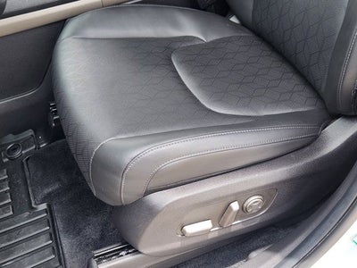 2025 Kia Carnival SX