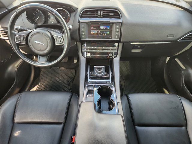 2017 Jaguar F-PACE 35t Premium