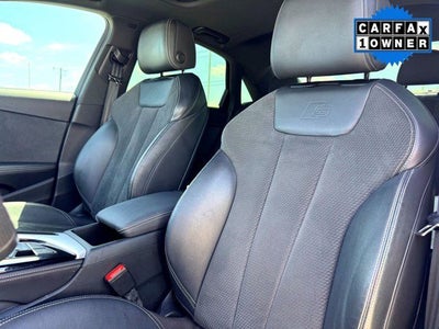 2021 Audi A4 45 S line Prestige quattro