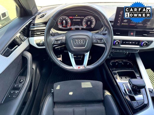 2021 Audi A4 45 S line Prestige quattro
