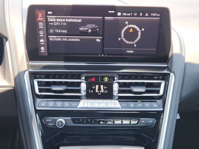 2025 BMW 8 Series 840i