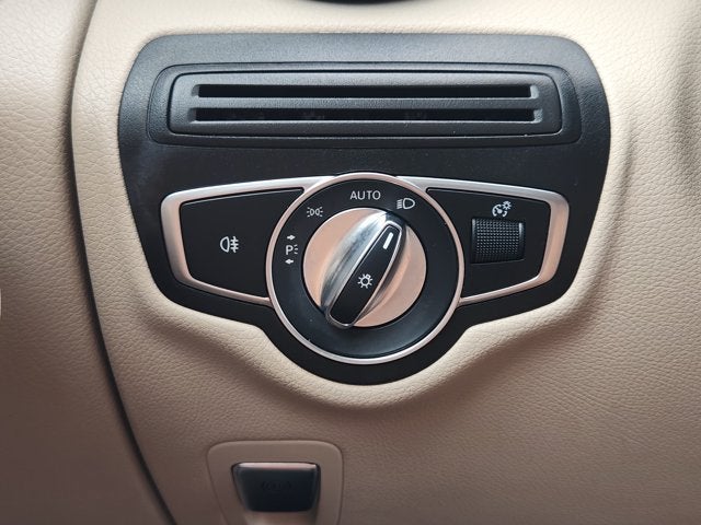 2019 Mercedes-Benz GLC GLC 300 Base
