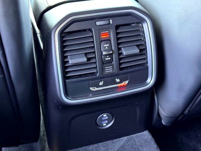 2020 Porsche Macan Base PREMIUM PACKAGE PLUS