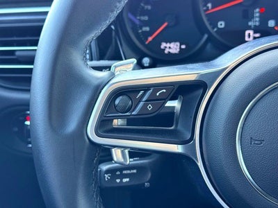 2020 Porsche Macan Base PREMIUM PACKAGE PLUS