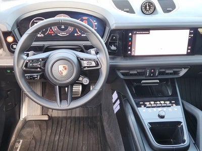 2025 Porsche Cayenne GTS