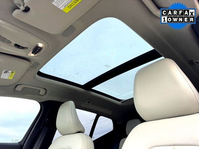 2022 Volvo XC40 Momentum