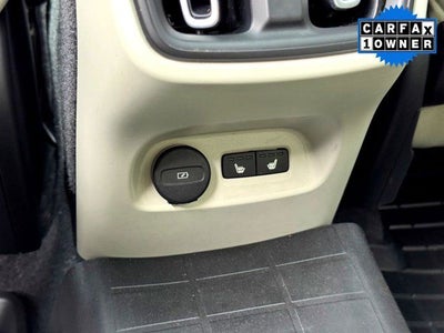 2022 Volvo XC40 Momentum