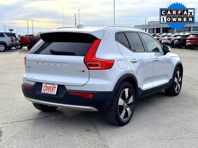 2022 Volvo XC40 Momentum