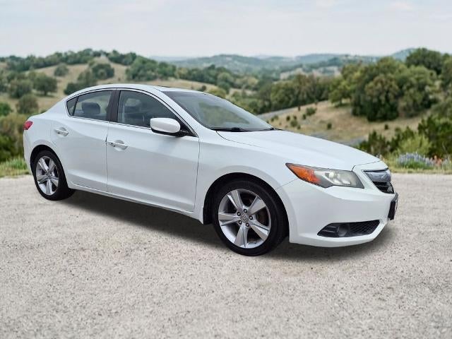 2015 Acura ILX 2.0L Automatic with Technology Package