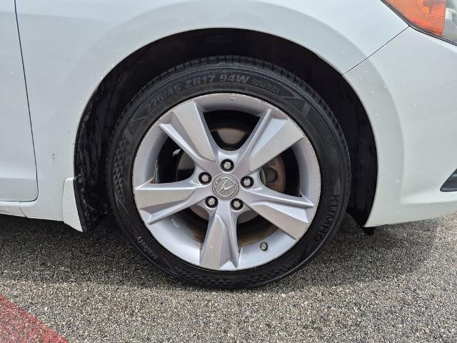 2015 Acura ILX 2.0L Automatic with Technology Package
