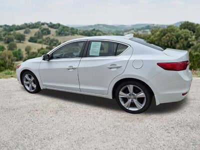 2015 Acura ILX 2.0L Automatic with Technology Package