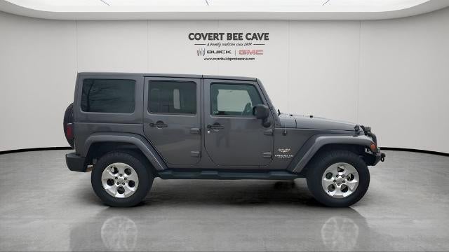 2014 Jeep Wrangler Unlimited 4WD 4dr Sahara