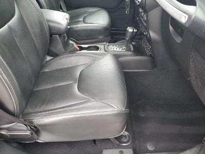 2014 Jeep Wrangler Unlimited 4WD 4dr Sahara