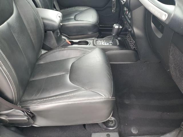 2014 Jeep Wrangler Unlimited 4WD 4dr Sahara