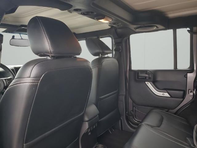 2014 Jeep Wrangler Unlimited 4WD 4dr Sahara