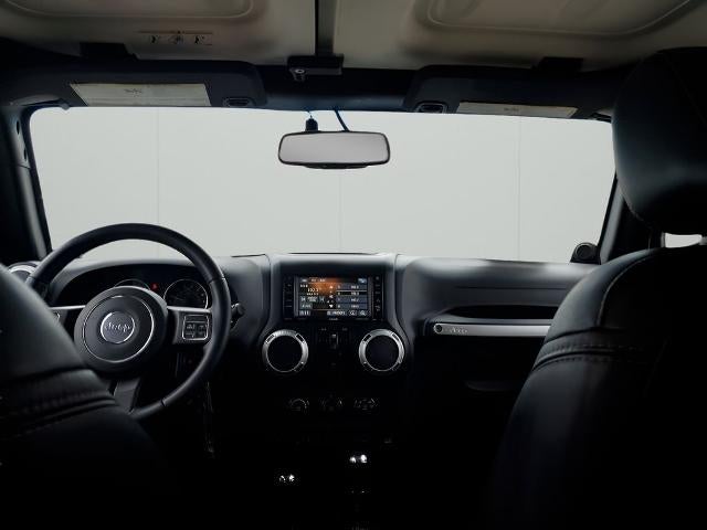 2014 Jeep Wrangler Unlimited 4WD 4dr Sahara