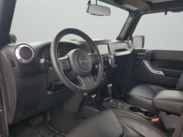 2014 Jeep Wrangler Unlimited 4WD 4dr Sahara
